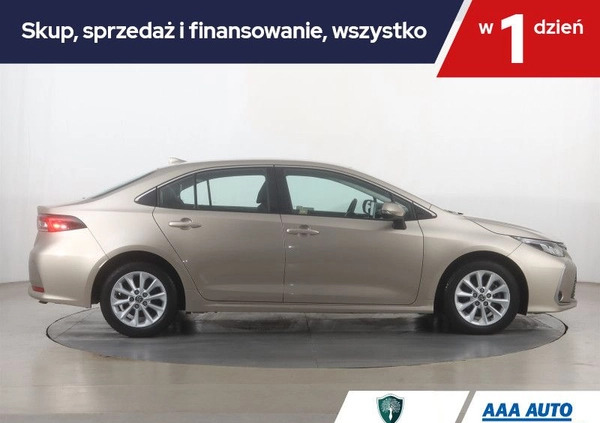 Toyota Corolla cena 93000 przebieg: 39799, rok produkcji 2022 z Ostroróg małe 211